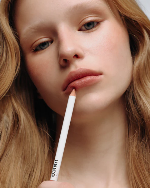Олівець для губ Unico - LIP PENCIL with peptides NAKED product_1da4ae1e-c1c3-20c5-ef43-6bc1c317737a фото